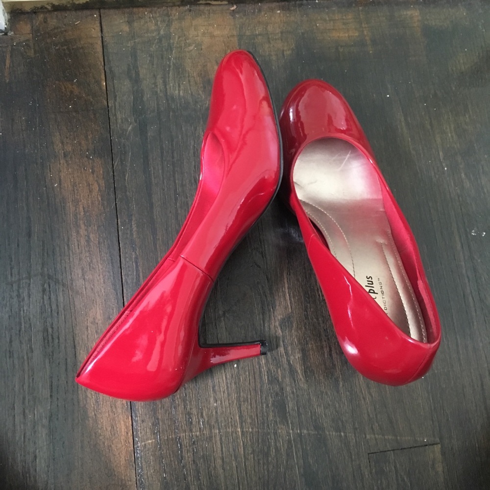Red Work Heels - Picture 3 of 3